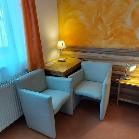 Claudia Nocleg ze śniadaniem Vösendorf